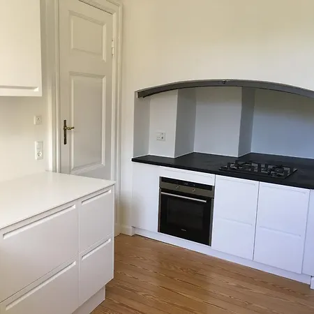 4 In - Kompagnistraede 11