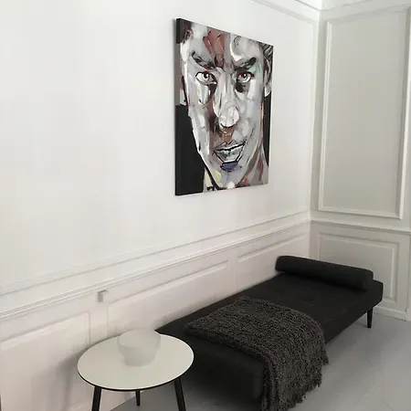 4 In - Kompagnistraede 11
