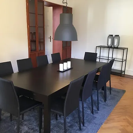 4 In - Kompagnistraede 11 *